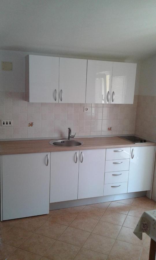 Apartmani Niko Podgora Luaran gambar