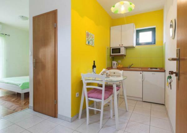 Apartmani Niko Podgora Luaran gambar