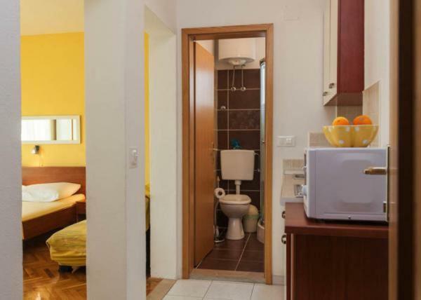Apartmani Niko Podgora Luaran gambar
