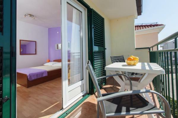 Apartmani Niko Podgora Luaran gambar